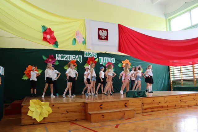 b_1024_768_0_00_images_2022_2023_Zakonczenie_348678339_727423112518973_2594839122691877325_n